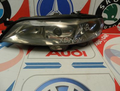 Far stanga Opel Vectra B cu xenon 2001