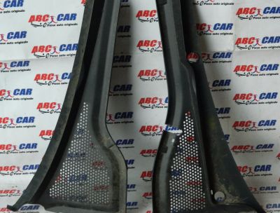 Grilaj stergatoare stanga-dreapta VW Golf 7 2014-2020