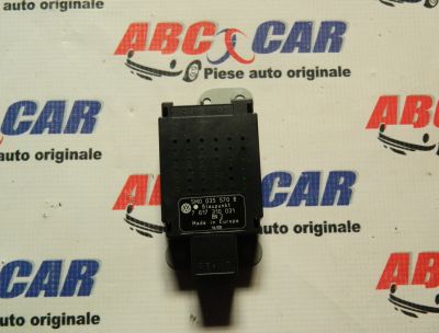 Amplificator antena VW Golf 6 2009-2013 5M0035570B