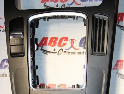 Ornament consola centrala Audi A4 B8 8K 2008-2015 8K0864261