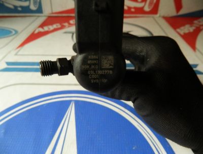 Injector VW Golf 6 2009-2013 1.6 TDI 03L130277B