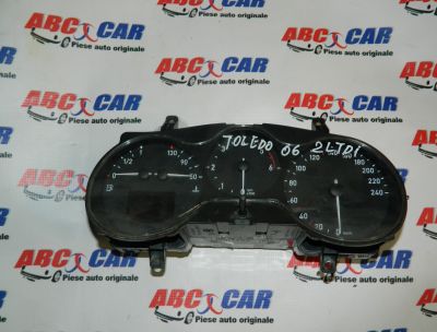 Ceasuri de bord Seat Toledo 3 (5P2) 2005-2009 2.0 TDI 5P0920822E