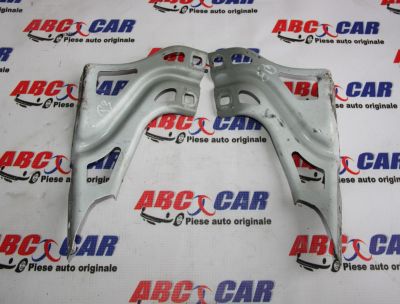 Suport aripa dreapta Audi Q3 8U 2011-2018 8U0821136