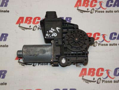 Motoras macara stanga fata Opel Vecra B 1995-2002 90520227, 0130821654