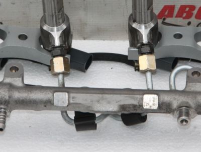 Rampa injectoare Skoda Octavia 3 (5E3) 2013-2019 2.0 TDI 04L089B