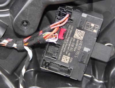 Modul usa stanga fata VW Touareg (7P) 2010-2018 4H0959792S