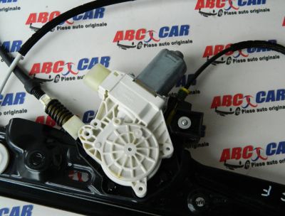 Motoras macara usa stanga fata BMW Seria 5 F10/F11 2011-2016 COD: 7248171