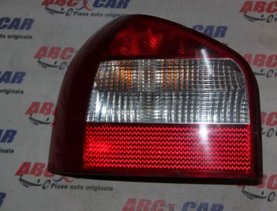 Stop stanga Audi A3 8L 2000-2004 8L0945095B (model in 2 usi)