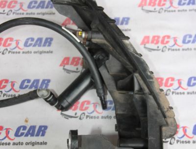 Spalator far stanga Audi A4 B8 8K 2008-2015 8K0955101D