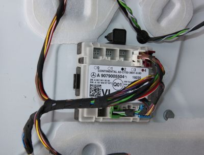 Modul usa stanga fata Mercedes Sprinter 3 W907 2019-prezent A9079005504