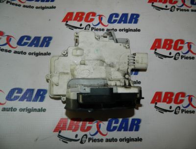 Broasca usa dreapta spate Audi A4 B7 8E 2005-2008 limuzina 8E0839016AA