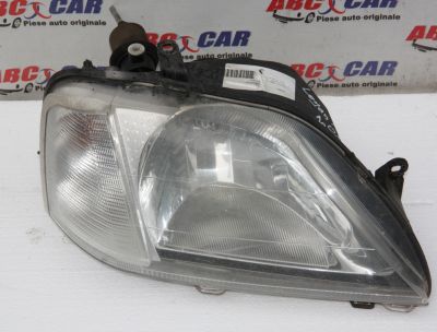 Far dreapta Dacia Logan 1 2004-2008 8200211006