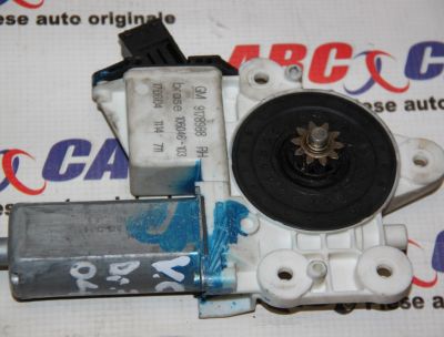 Motoras macara dreapta fata Opel Vectra C 2002-2008 9178988