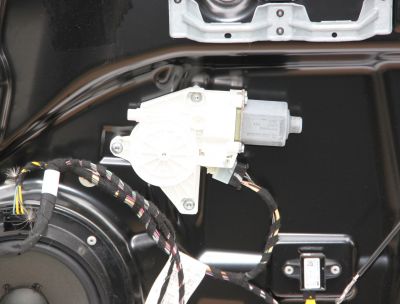 Motoras macara usa dreapta spate Mercedes R-Class W251 2011-2017