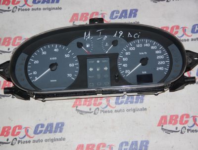 Ceasuri bord Renault Megane 1 1995-2002 1.9 DCI 8200071811