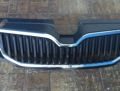 Grila radiatoare Skoda Octavia 3 (5E3) 2013-2019