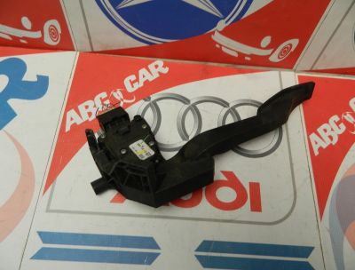 Pedala acceleratie Opel Corsa C 1.7 CDTI COD : 55351466