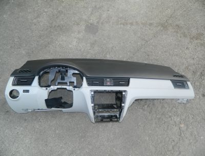Plansa bord + airbaguri + centuri Skoda Rapid
