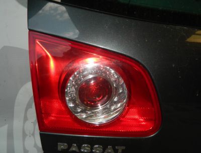 Stop stanga haion VW Passat B6 2.0 TDI variant