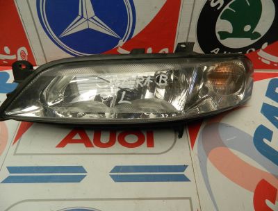 Far stanga Opel Vectra B 2001