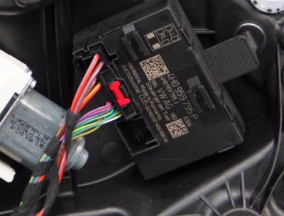 Modul usa stanga spate VW Touareg (7P) 2010-2018 4H0959795P