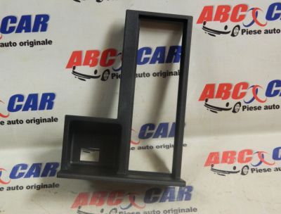 Mufa Auxiliara VW Touran cod: 1T0858373E