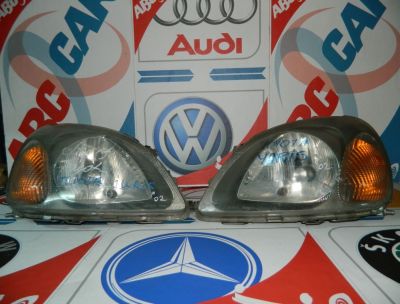 Far dreapta Toyota Yaris (P1) 1998-2006