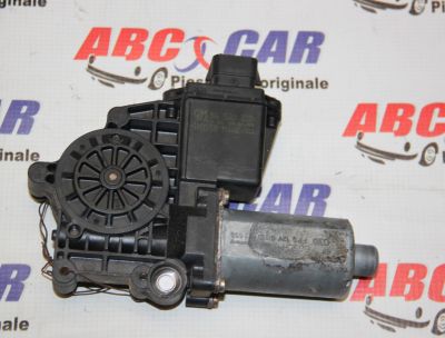 Motoras macara dreapta fata Opel Vecra B 1995-2002 90520228, 0130821655