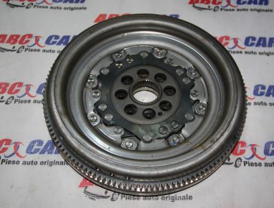 Kit ambreiaj VW Passat B8 2015-2023 2.0 TDI, DSG, 190cp, 4Motion 04L105266D