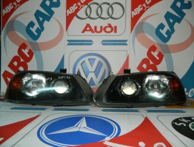 Far dreapta Nissan Almera 2000-2006