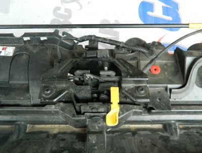 Broasca capota Ford Fiesta 2015 1.4 TDCI