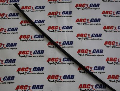 Deflector apa stanga parbriz VW Passat B7 2010-2014 3C0854327B