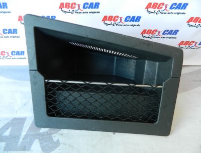 Compartiment dreapta depozitare portbagaj VW Phaeton 3D5867706F