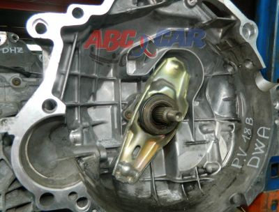 Cutie viteze manuala VW Passat B5 1999-2005 1.8 B 5 viteze DWA