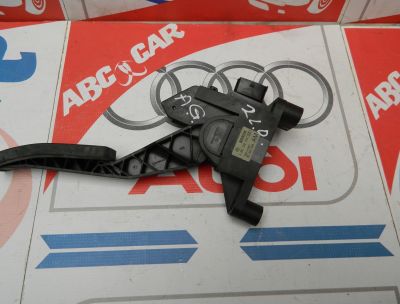 Pedala acceleratie Opel Astra G COD : 90530838AM