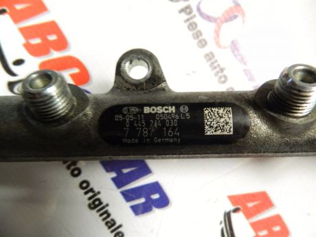 Rampa injectoare BMW Seria 5 E60/E61 2005-2010 2.0 TDI 0445214030