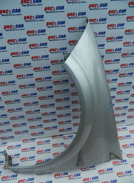 Aripa stanga fata Renault Megane 2 2002-2009