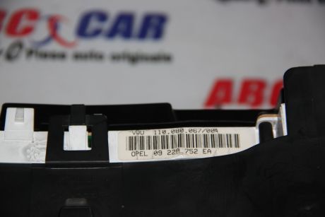 Ceas bord Opel Astra G 1999-2005 (ENG) 2.0 DTI 09228752EA