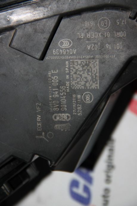 Far stanga cu xenon Audi A3 8V 2012-2017 8V0941005E