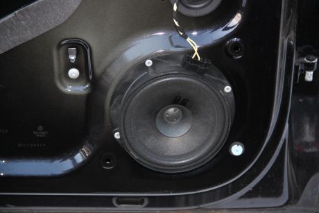 Boxa usa stanga spate VW Amarok (2H) 2010-2020