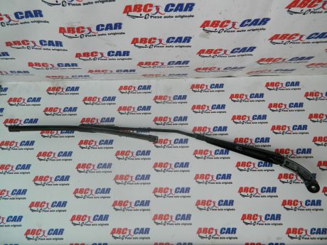 Brat stergator Dreapta Audi A3 8V cod: 8V1955408