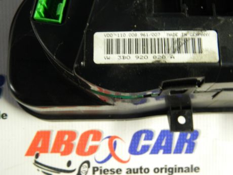 Ceasuri de bord VW Passat B5 1999-2005 2.5 TDI 3B0920820A