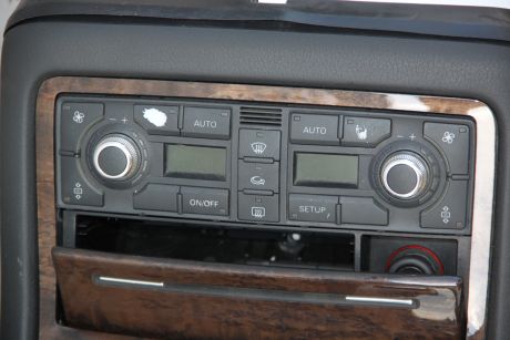 Panou comanda clima Audi A8 D3 4E 2003-2009