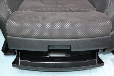 Interior din piele si alcantara S-line Audi A4 B8 8K limuzina 2008-2015