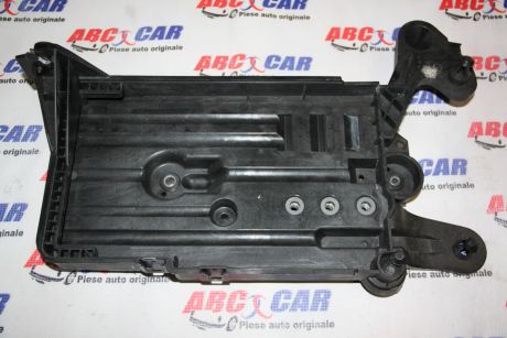 Suport baterie VW Passat B8 2015-2023 1.4 TSI 5Q0915331J, 5Q0915321H