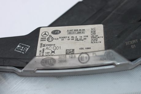 Far stanga LED gol cu defect Mercedes V-Class W447 2014-2018 A4479064600