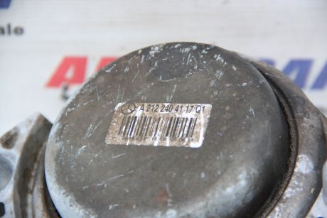 Tampon motor stanga Mercedes E-Class W212 2010-2015 A2122404117
