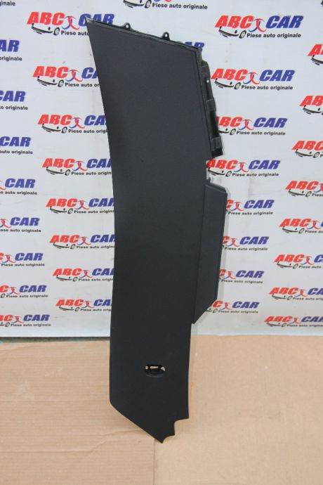 Ornament dreapta consola centrala VW Passat B8 2015-2023 3G1863046