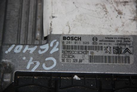 Calculator motor Citroen C4 1 2004-2010 1.6 HDI 9651132880