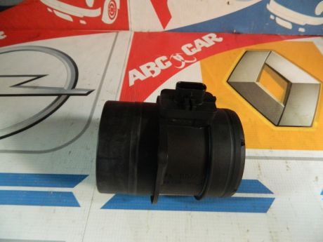 Debitmetru aer VW Passat B7 2.0 TDI 03L906461A